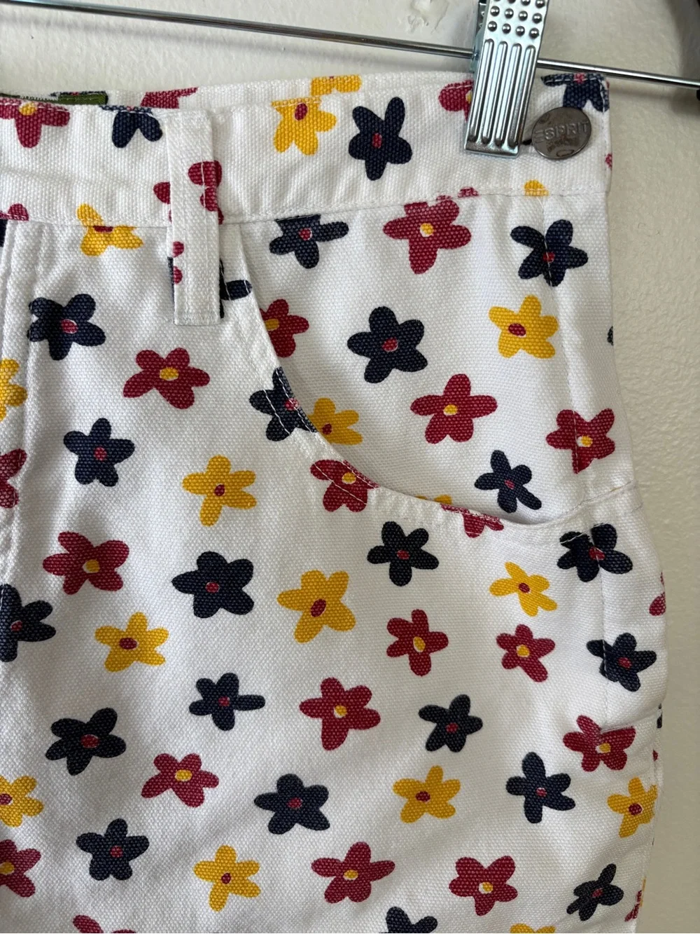 VTG 90s Esprit White Denim Cutoff Shorts with Flower Print